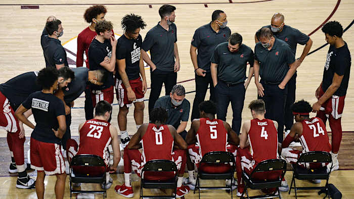 Washington State basketball and coach Kyle Smith